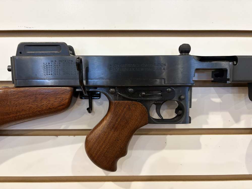 Auto ordinance Thompson sub machine gun-img-3