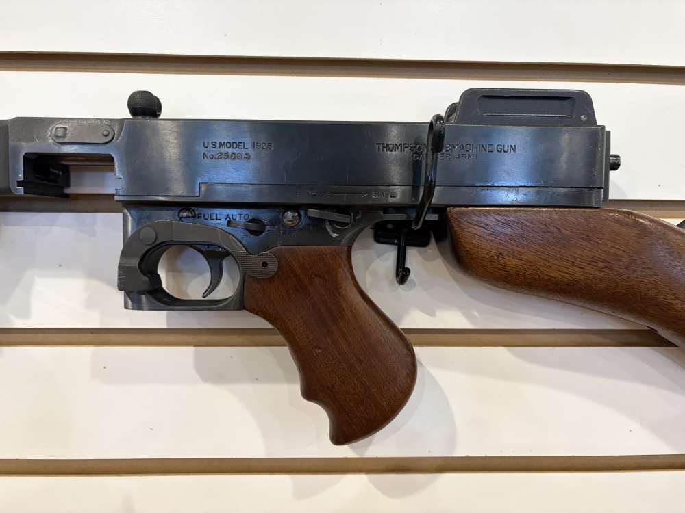 Auto ordinance Thompson sub machine gun-img-9