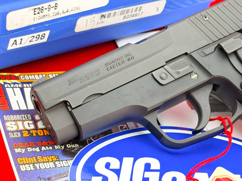SIG Sauer P228 9mm Luger German 3-7/8" w/ Factory Case-img-3