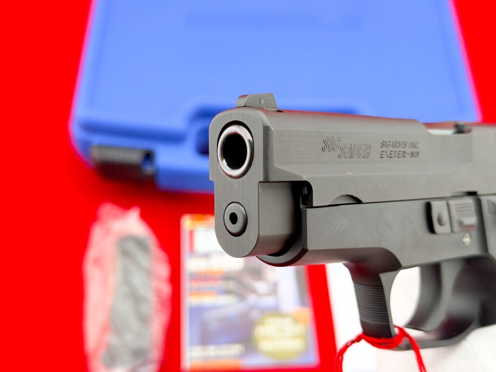 SIG Sauer P228 9mm Luger German 3-7/8" w/ Factory Case-img-24