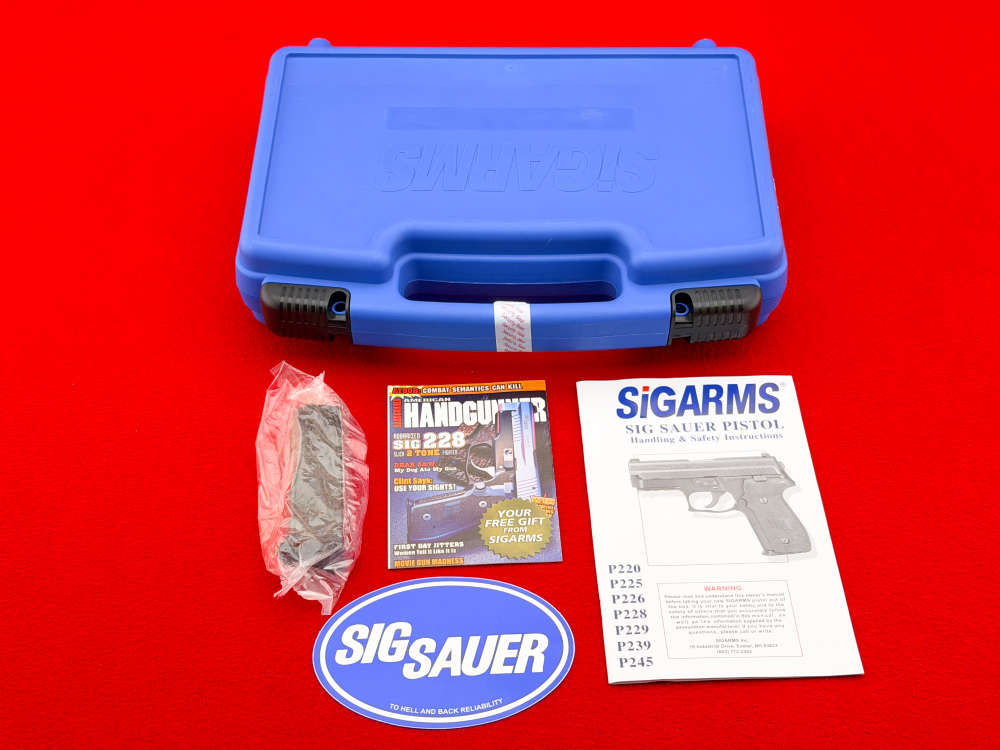 SIG Sauer P228 9mm Luger German 3-7/8" w/ Factory Case-img-25