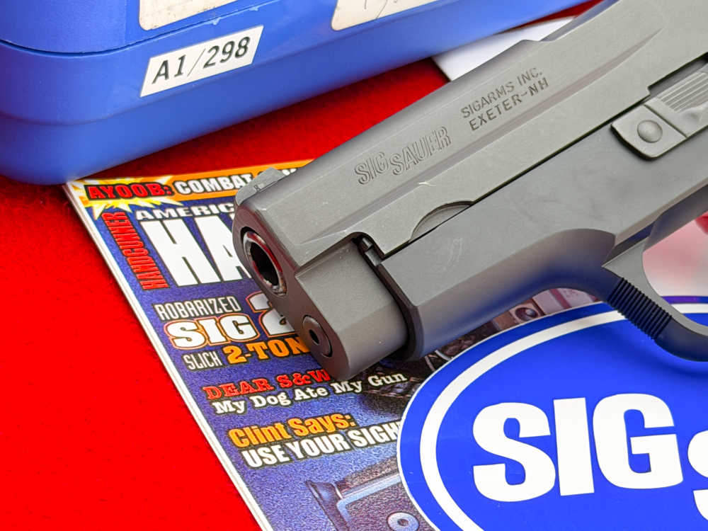 SIG Sauer P228 9mm Luger German 3-7/8" w/ Factory Case-img-4