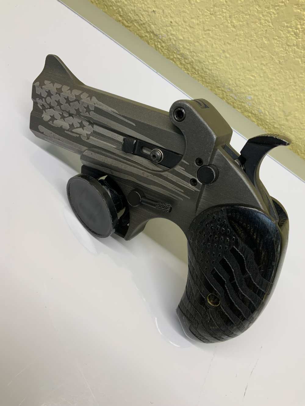 BOND ARMS OLDGLORY -img-4