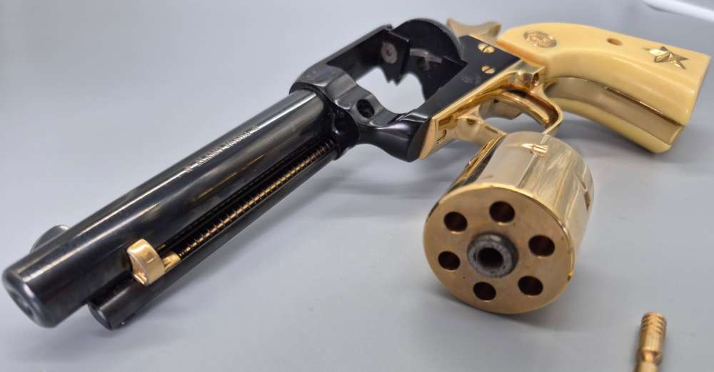 Colt SAA Frontier Scout Alamo 22lr Revolver 4-3/4" w/ box Limited C&R NR!-img-17