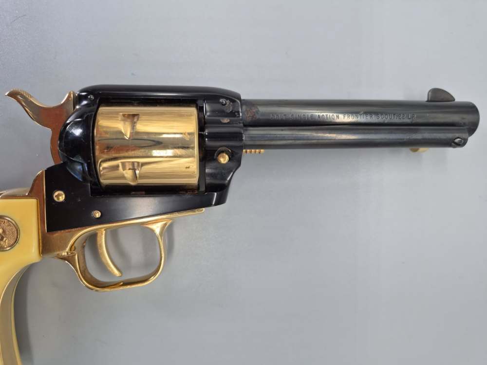 Colt SAA Frontier Scout Alamo 22lr Revolver 4-3/4" w/ box Limited C&R NR!-img-9