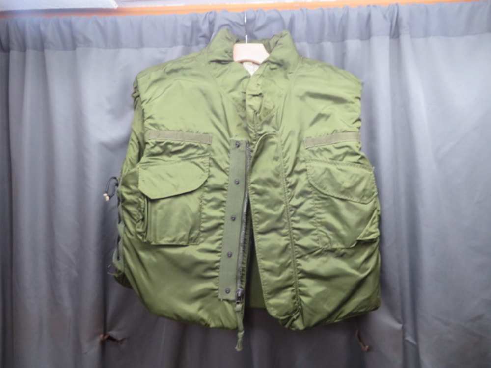 VIETNAM WAR US MILITARY BODY ARMOR FLAK VEST-SIZE XL-DATED 1969-img-0