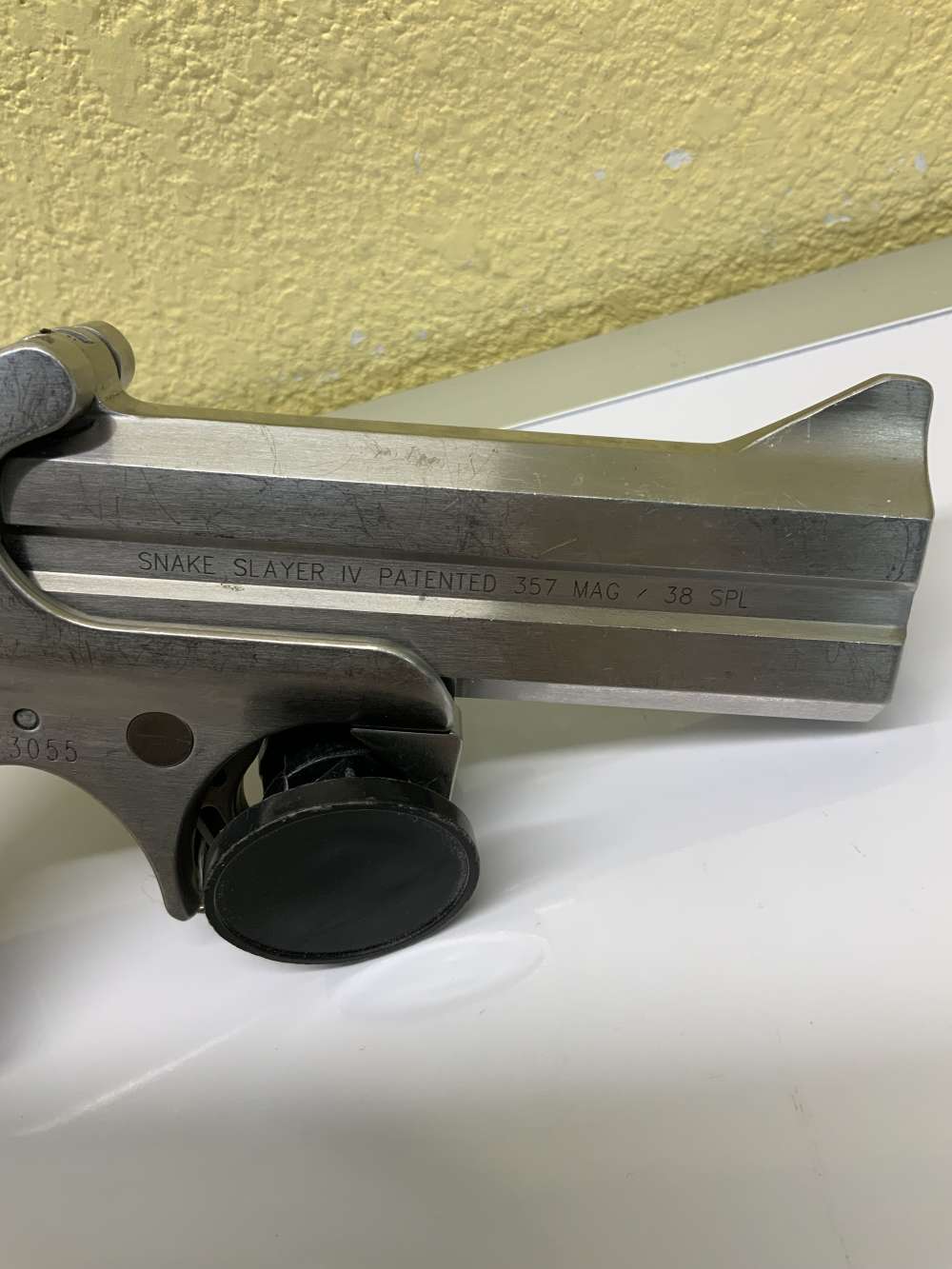 BOND ARMS SNAKE SLAYER IV-img-2