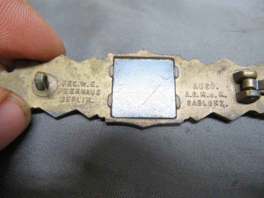 WWII GERMAN BRONZE CLOSE COMBAT CLASP-ORIGINAL-NICE DETAIL & FINISH-img-3