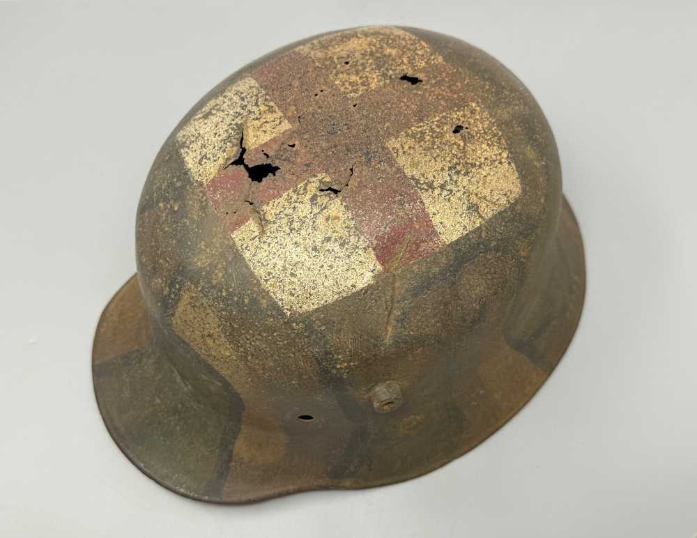 WW1 German M16 Helmet CAMO MEDIC pre WW2 WWII -img-8