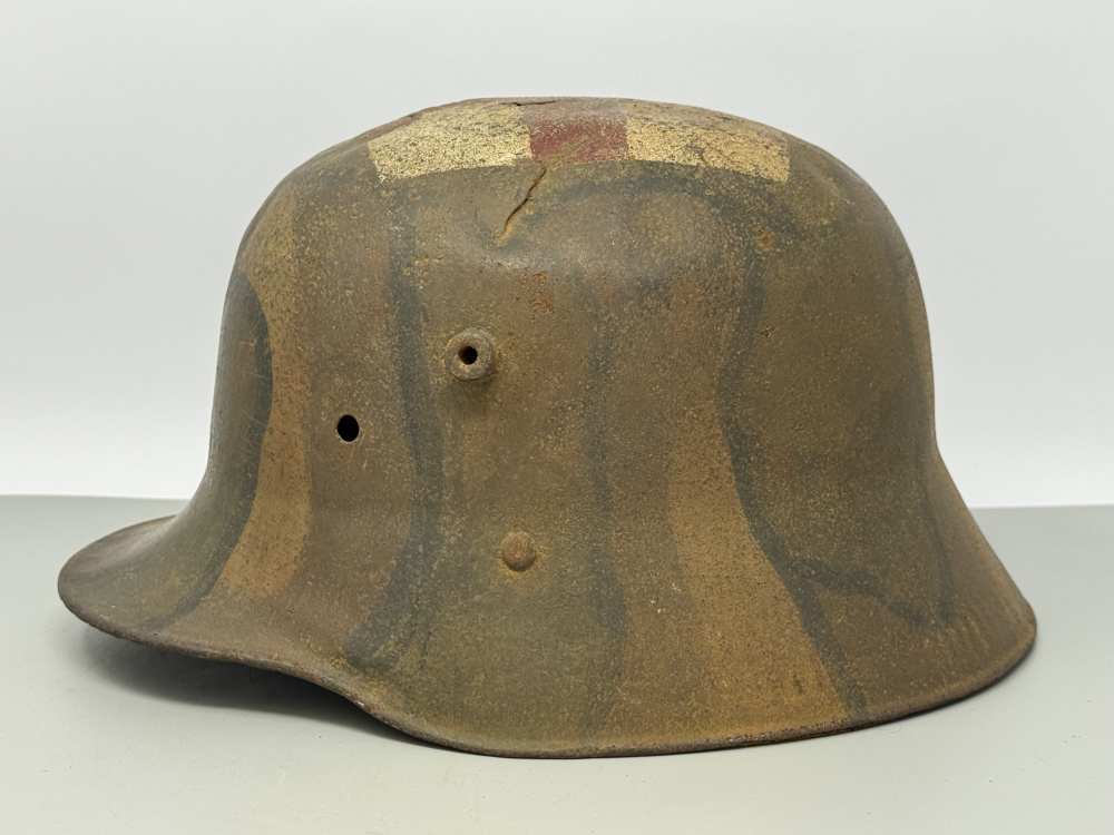 WW1 German M16 Helmet CAMO MEDIC pre WW2 WWII -img-5