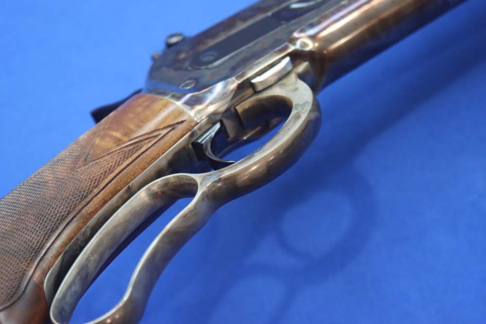 Winchester Model 1886 DELUXE Rifle 45-70 GOVT 24" Case Color Octagon Walnut-img-24