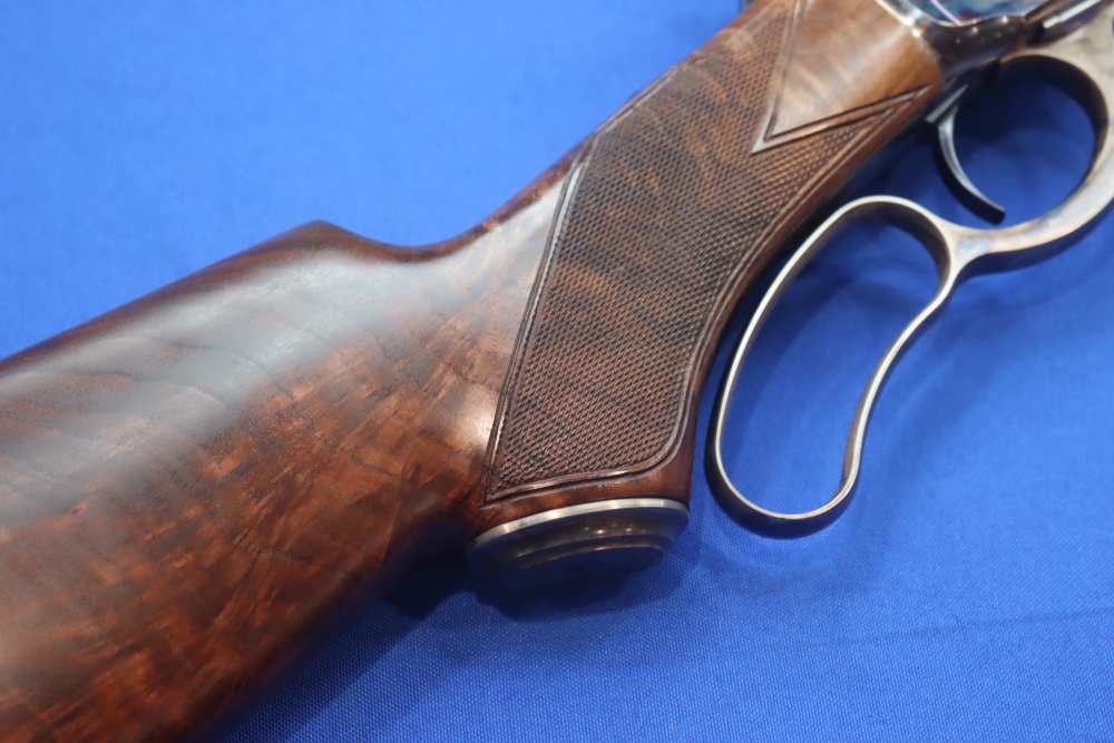 Winchester Model 1886 DELUXE Rifle 45-70 GOVT 24" Case Color Octagon Walnut-img-4