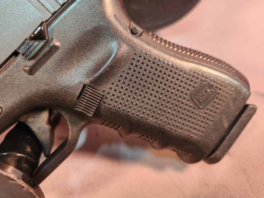 *POLICE TRADE IN* GLOCK 23 GEN4 40S&W USED! PENNY AUCTION!-img-1