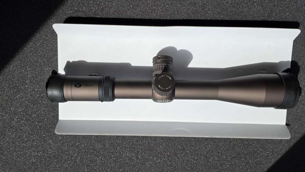 NO RESERVE! - NEW - Vortex RAZOR HD 5-20x50-img-7