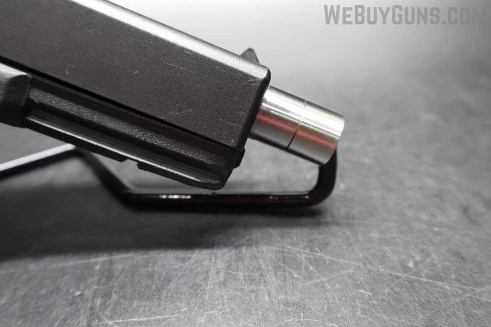 Glock G21 Semi-Automatic Pistol 45 Auto-img-3