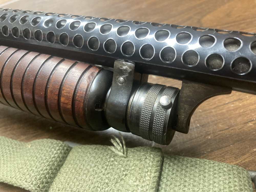Ithaca model 37 WWII Trench Gun-img-11