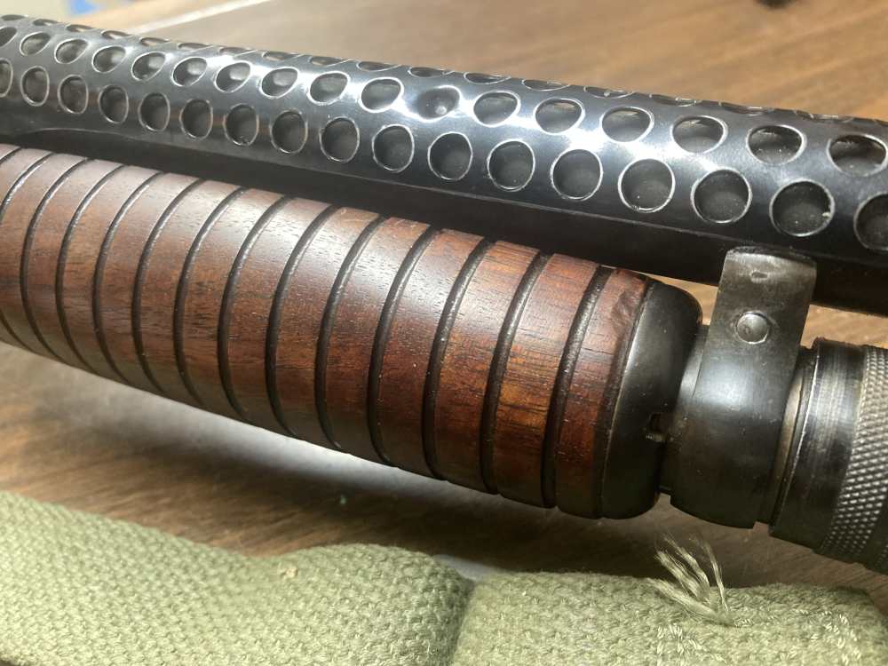 Ithaca model 37 WWII Trench Gun-img-10