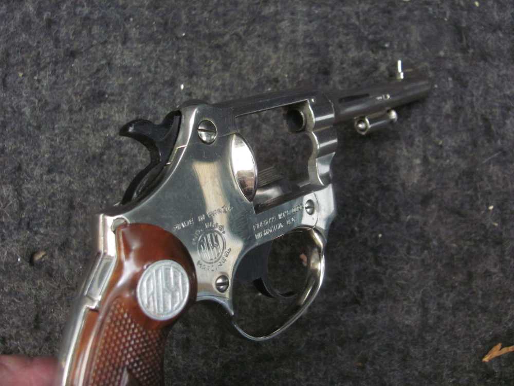ROSSI Princess S&W Ladysmith 22 7 shot Revolver NMIB ! Tested !-img-8