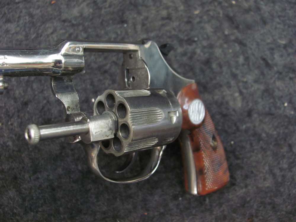 ROSSI Princess S&W Ladysmith 22 7 shot Revolver NMIB ! Tested !-img-9