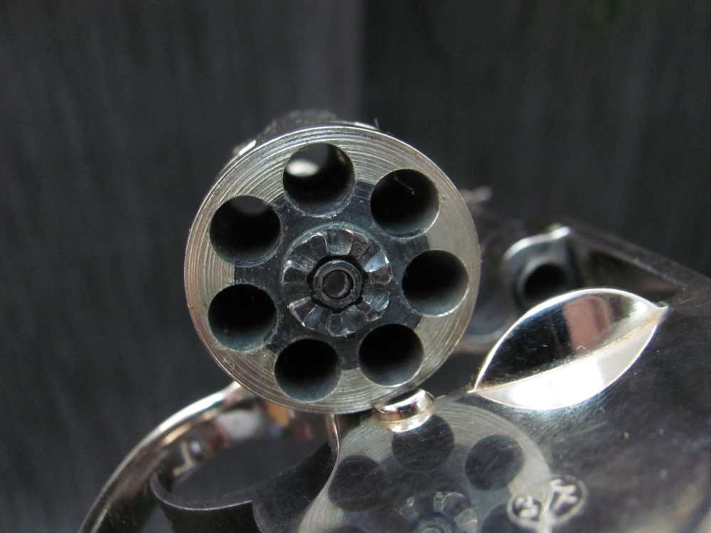 ROSSI Princess S&W Ladysmith 22 7 shot Revolver NMIB ! Tested !-img-29