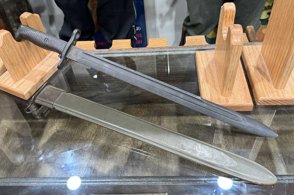US Springfield Armory Bayonet 1920 pre WW2 WWII - EXCELLENT -img-5