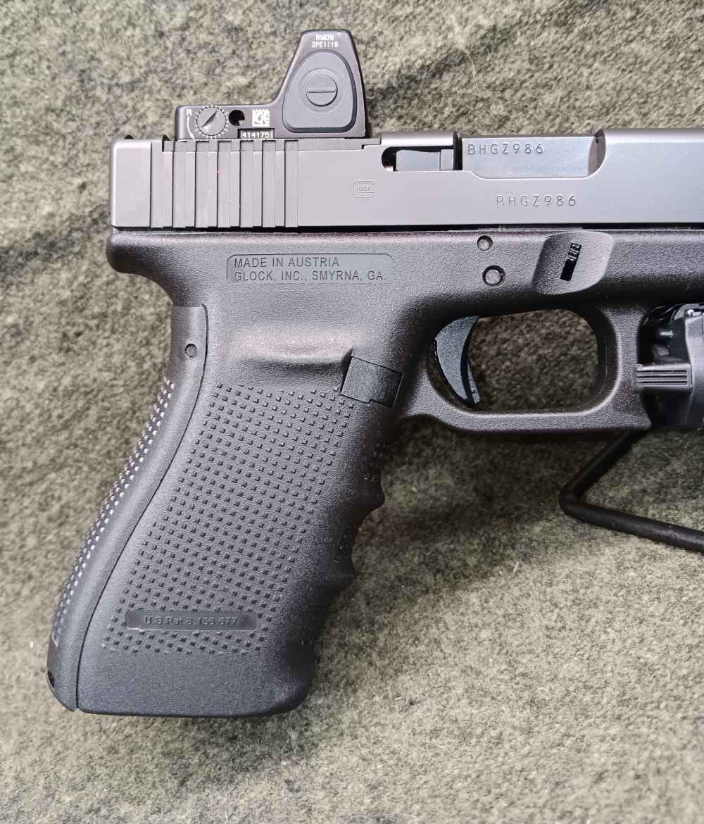 GLOCK 40 GEN 4 10MM WITH TRIJICON RMR AND STREAMLIGHT TLR-1 HL-img-3