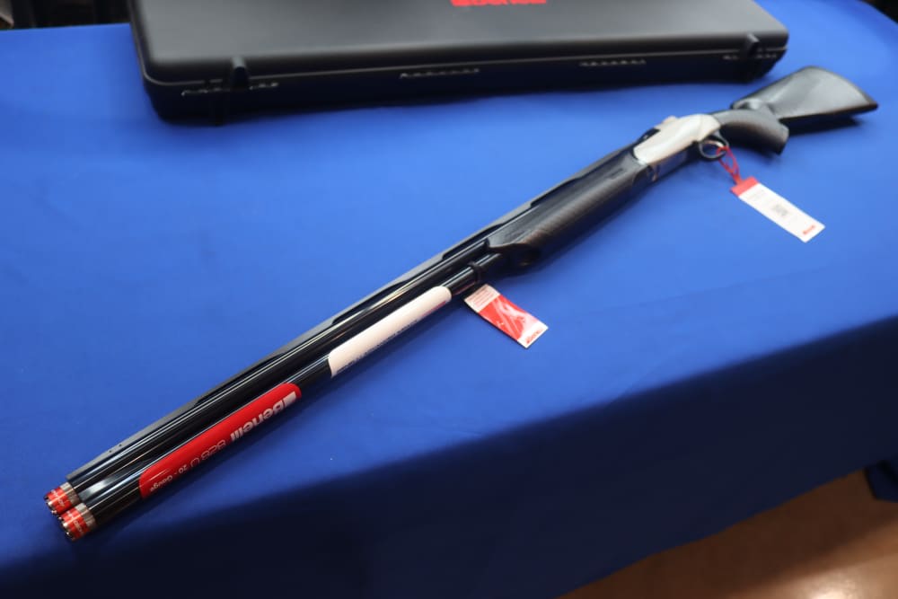 Benelli 828U SuperSport AI O/U Shotgun 20GA 30" Carbon Fiber 10796 A.I 828-img-59