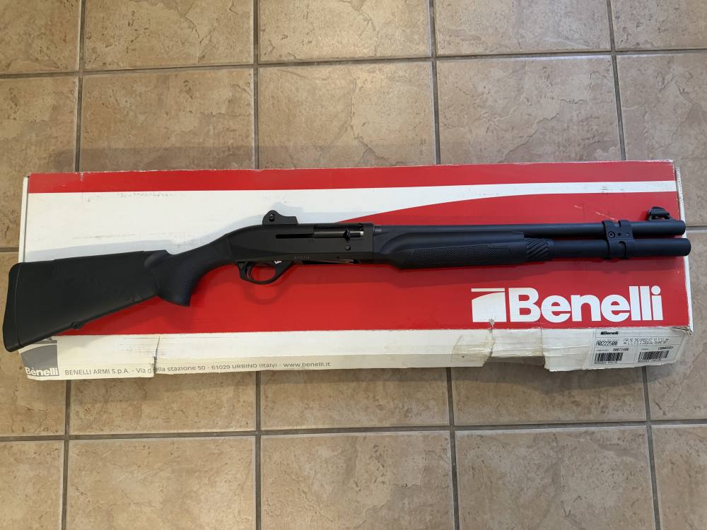 Benelli M2 - Tactical 12 guage -img-0