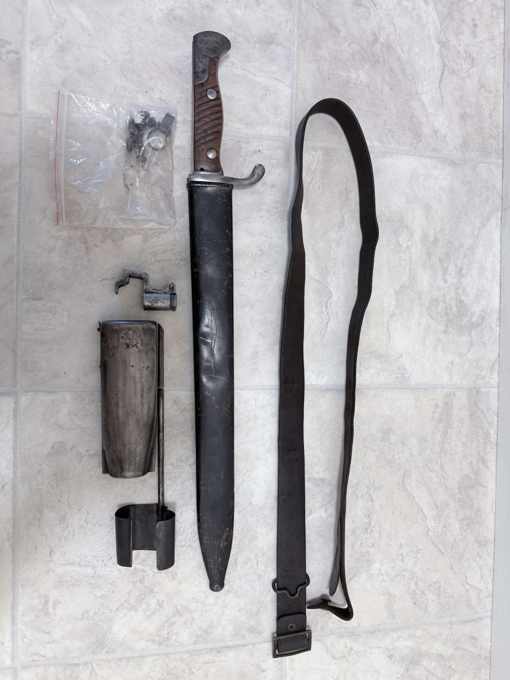 RARE WWI Gew98 with Night Sights, Dust Cover - WW1 Gewehr Trench Grouping-img-14