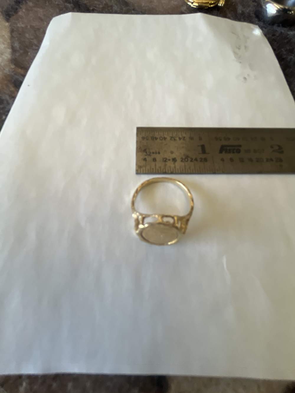 10 K gold ring with 1/20 gold panda coin-img-0
