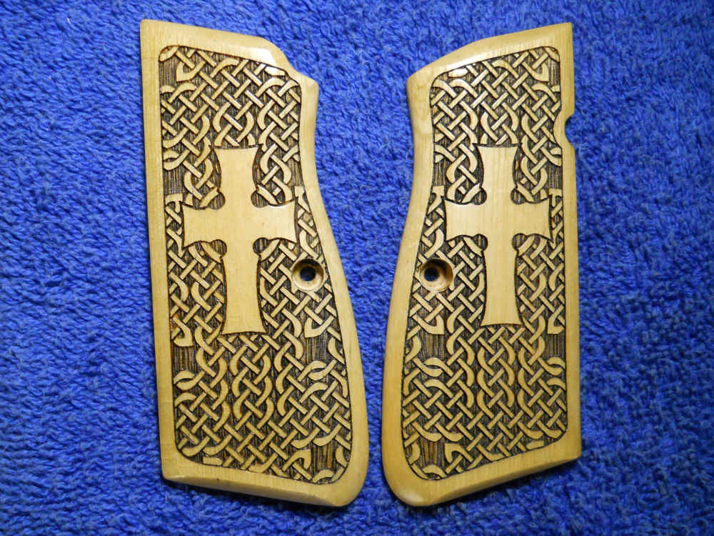 BROWNING HI POWER FANCY CARVED WOOD GRIPS-img-1