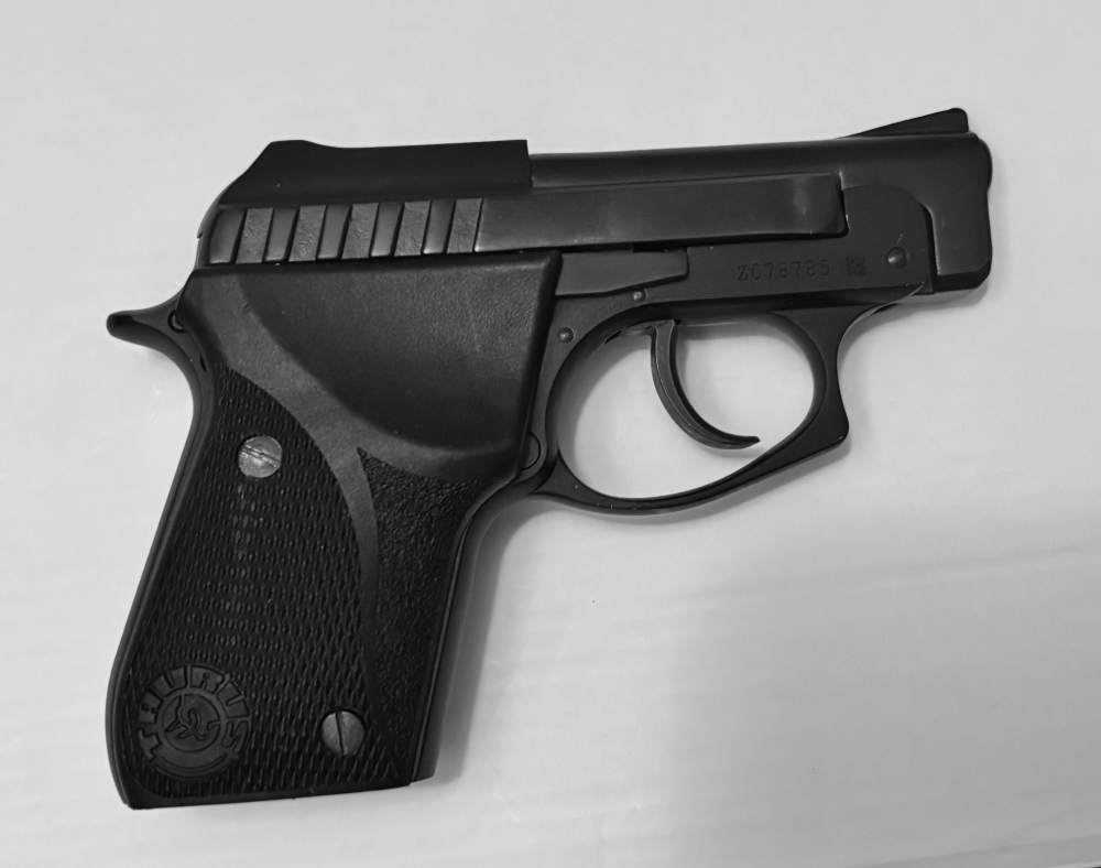 Taurus PT22 with Magazine Nice -img-0
