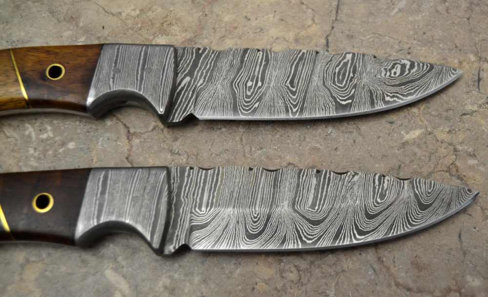  Custom Made Damascus Steel Set of 2 Hunting Knives Walnut Handle (LT 09)-img-4