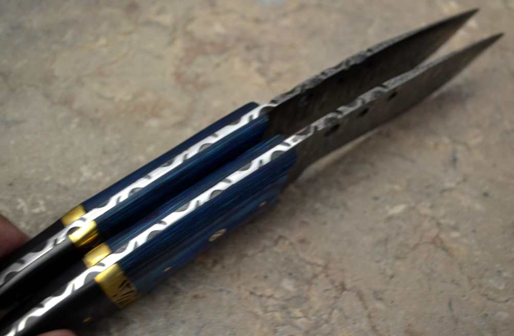Custom Made Damascus Steel Set of 2 Hunting Knives with Mix Handle (LT 12)-img-6