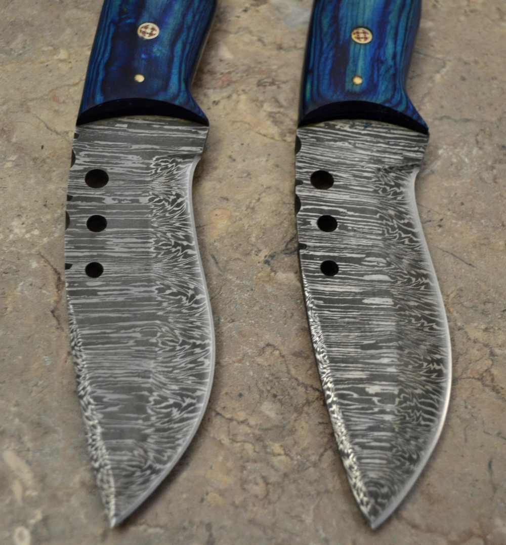 Custom Made Damascus Steel Set of 2 Hunting Knives with Mix Handle (LT 12)-img-2