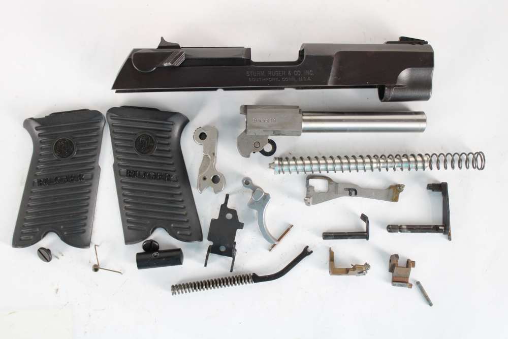 RUGER P89 9MM BLUED PISTOL PARTS LOT – SLIDE BARREL GRIPS & INTERNALS-img-0