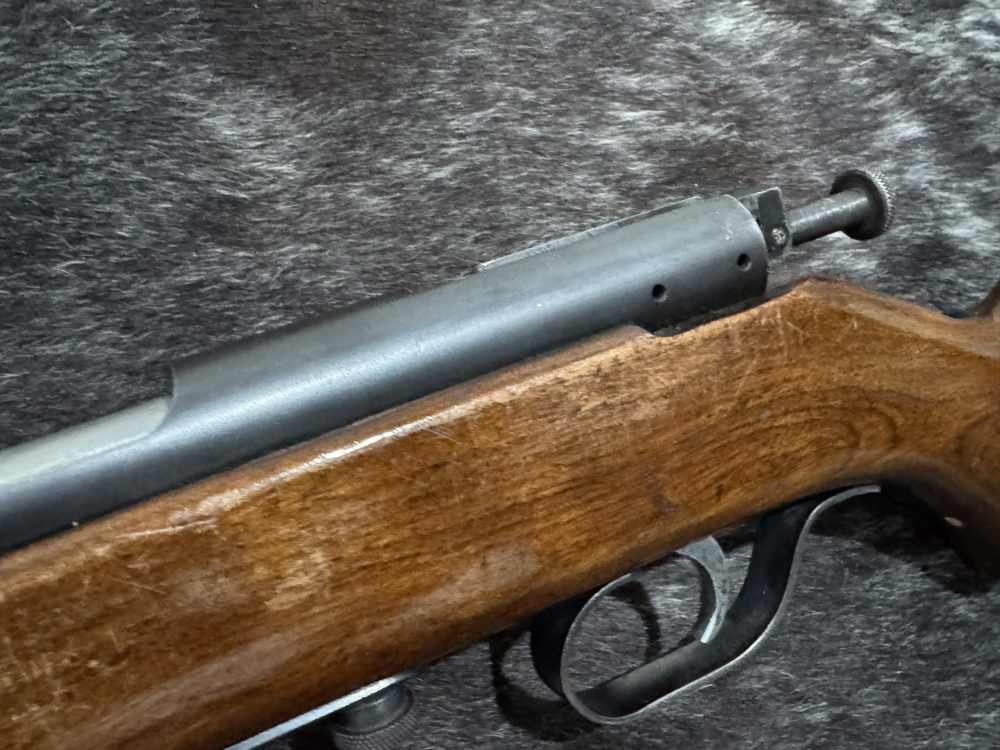 Marlin Model 80 bolt action .22 LR magazine fed -img-3