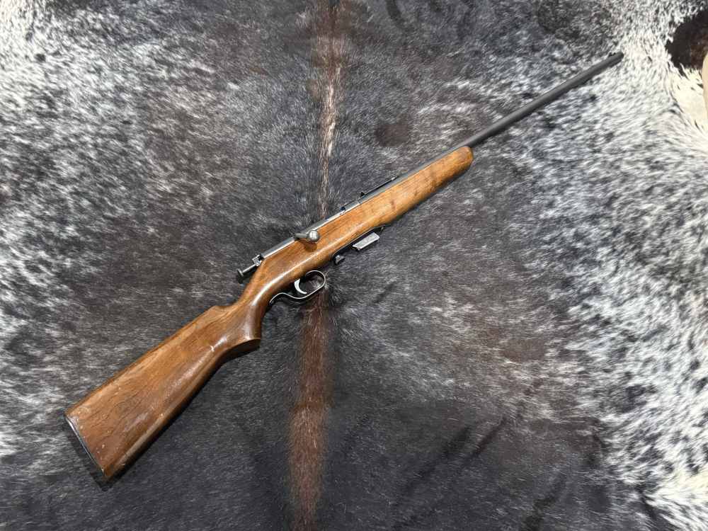 Marlin Model 80 bolt action .22 LR magazine fed -img-0