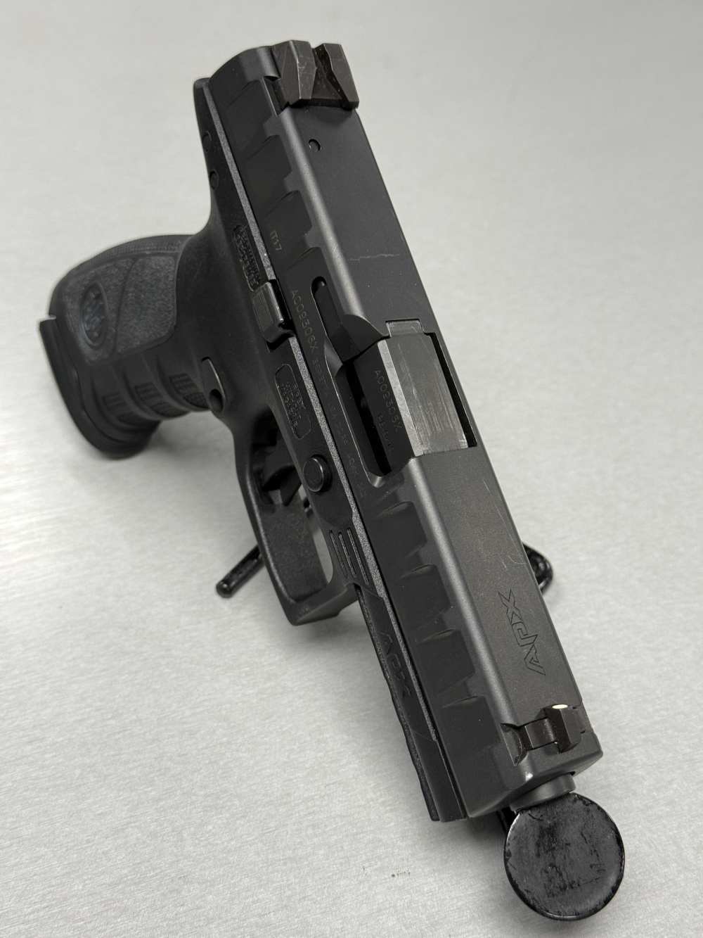 Beretta APX 9mm 4” 17RD Pistol-img-2