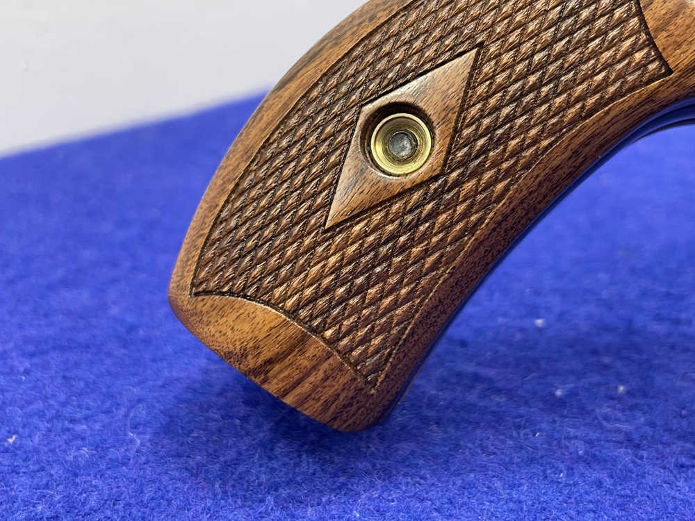 Smith & Wesson 36-11 .38 Spl + P 1.875" Blued *"CHIEFS SPECIAL" SNUBNOSE*-img-14