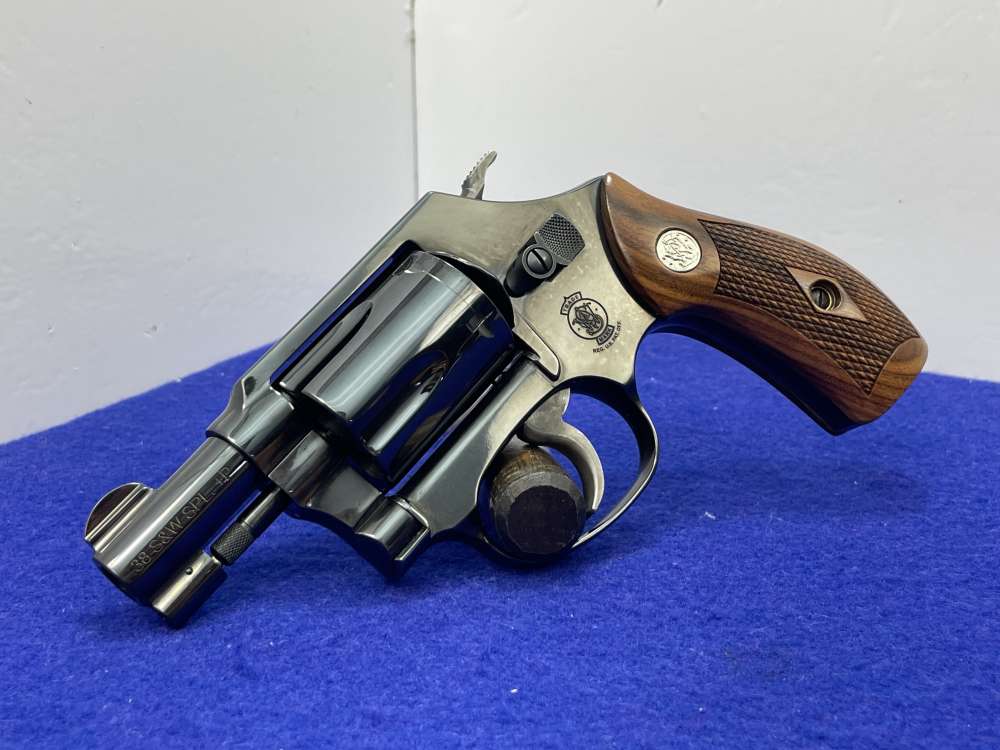 Smith & Wesson 36-11 .38 Spl + P 1.875" Blued *"CHIEFS SPECIAL" SNUBNOSE*-img-6