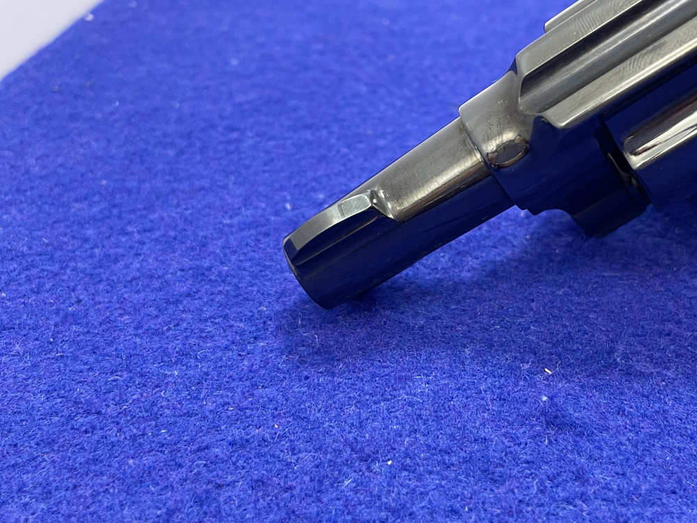 Smith & Wesson 36-11 .38 Spl + P 1.875" Blued *"CHIEFS SPECIAL" SNUBNOSE*-img-26
