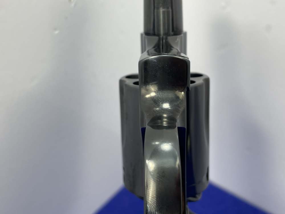Smith & Wesson 36-11 .38 Spl + P 1.875" Blued *"CHIEFS SPECIAL" SNUBNOSE*-img-29