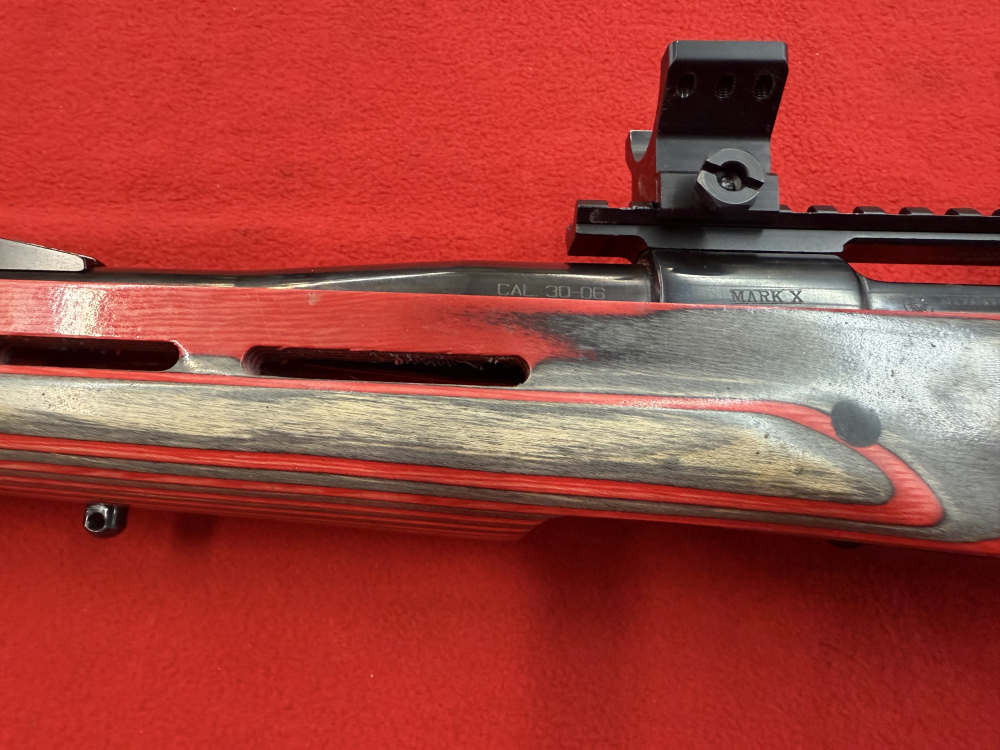 MOSSBERG 100 ATR .243 RIFLE WITH A BARSKA10x40x50  SCOPE-img-27