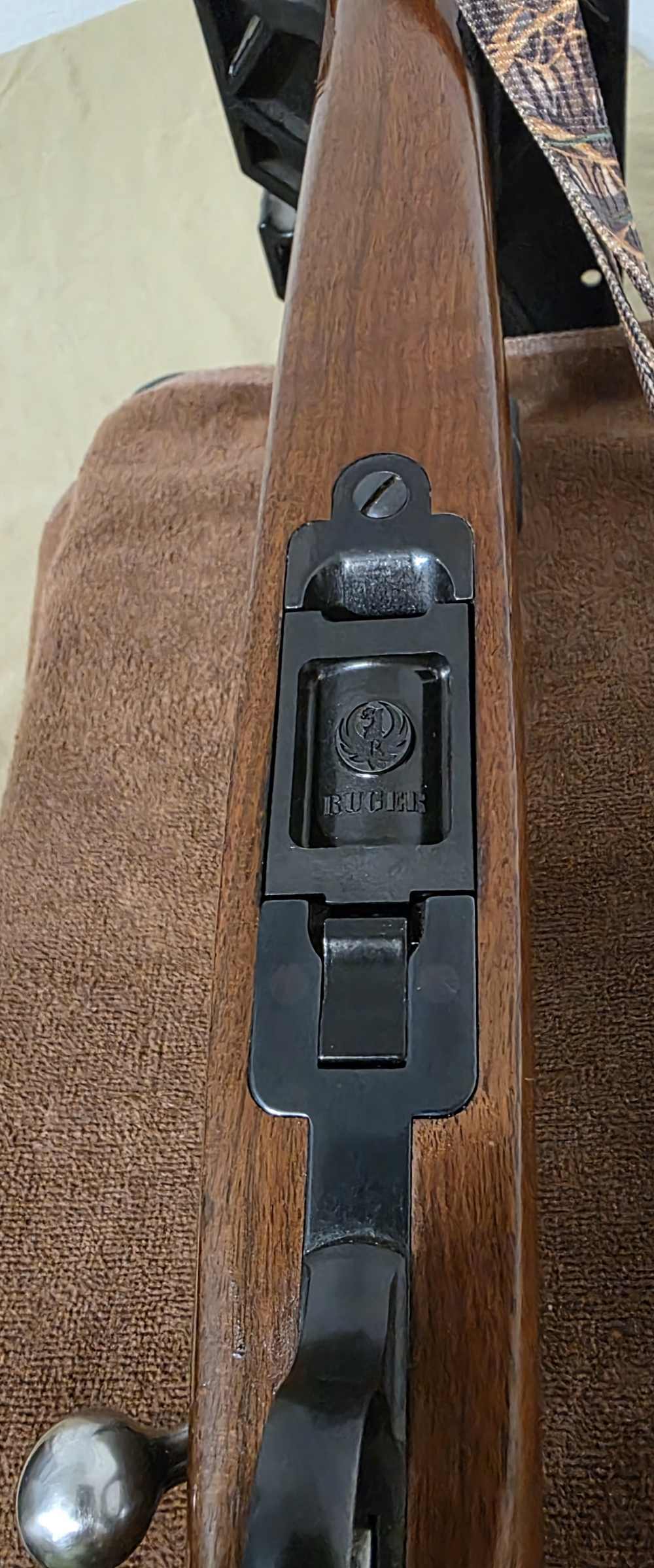 2005 Ruger 77/17. Nice! 17 HMR. Glossy, 22" Barrel. Cabelas CS17 Scope. -img-26