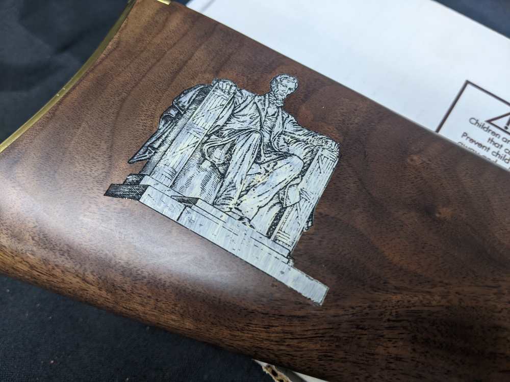 Beautiful Bicentennial Golden Engraved Henry H004AL in .22 LR-img-3
