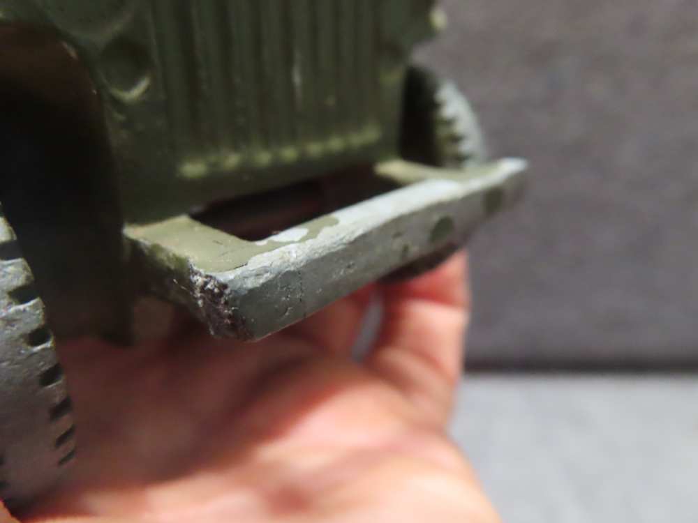 2-WWII ERA METAL TOYS- JEEP AND DUKW LANDING CRAFT WITH MOVING WHEELS-img-9
