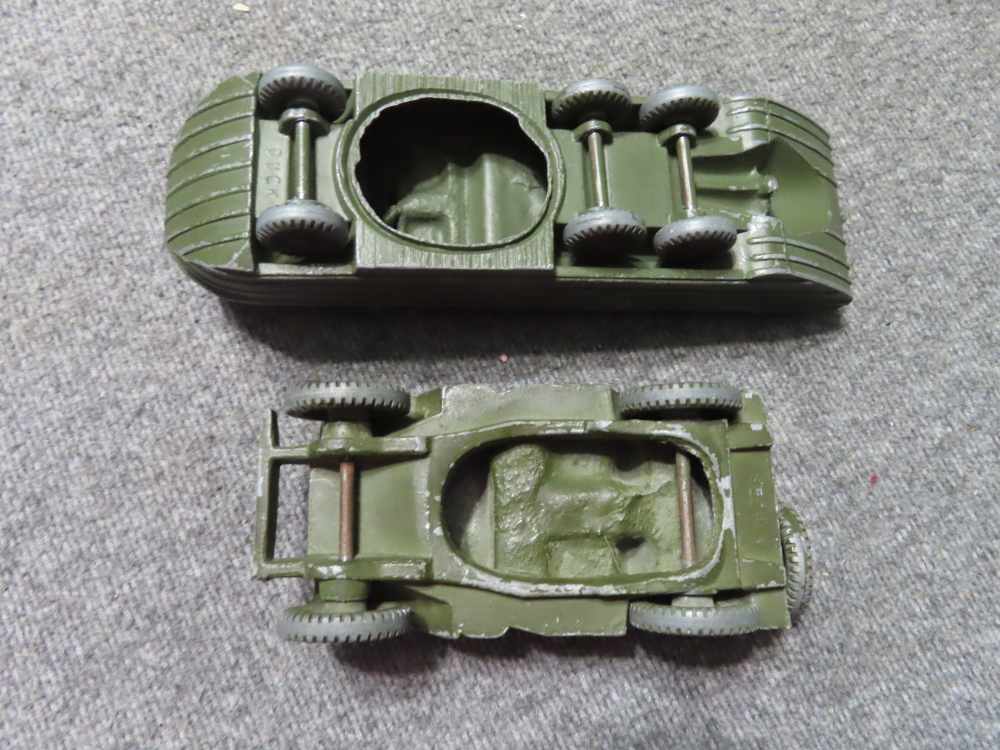2-WWII ERA METAL TOYS- JEEP AND DUKW LANDING CRAFT WITH MOVING WHEELS-img-4