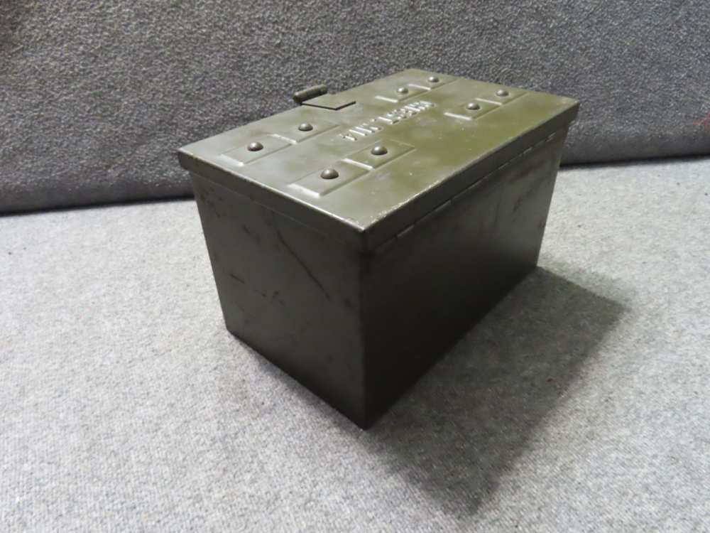 VIETNAM WAR ERA USGI M14 AIMING POST LIGHTS WTH RED & GREEN LENSES-img-19