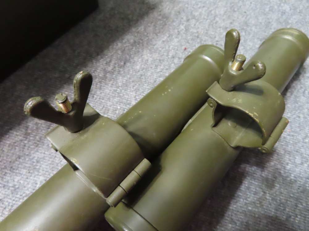VIETNAM WAR ERA USGI M14 AIMING POST LIGHTS WTH RED & GREEN LENSES-img-8
